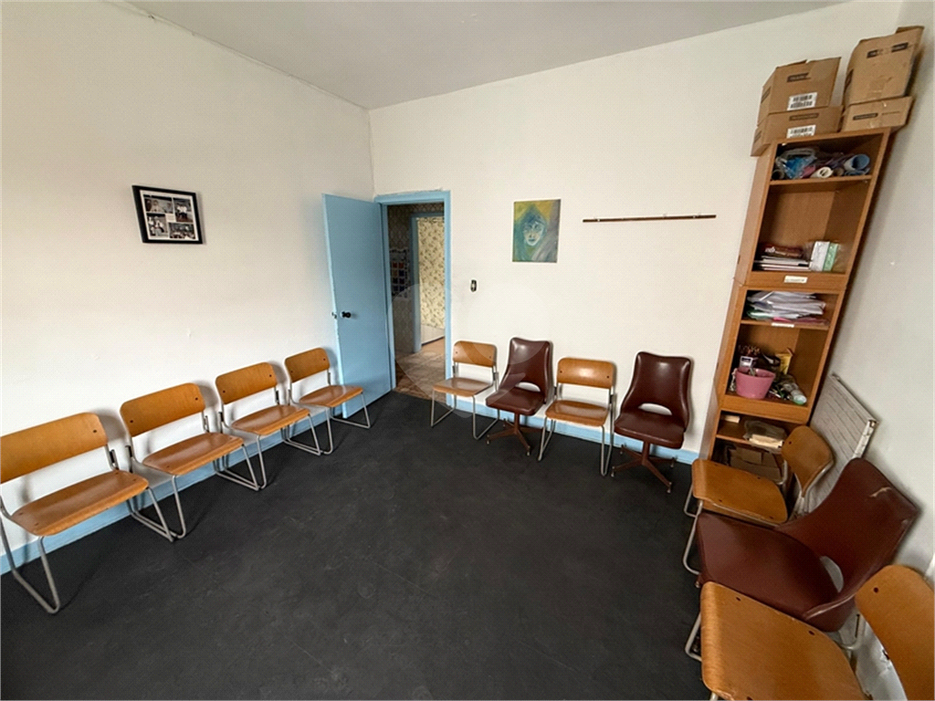 Casa à venda e aluguel, 320m² - Foto 11