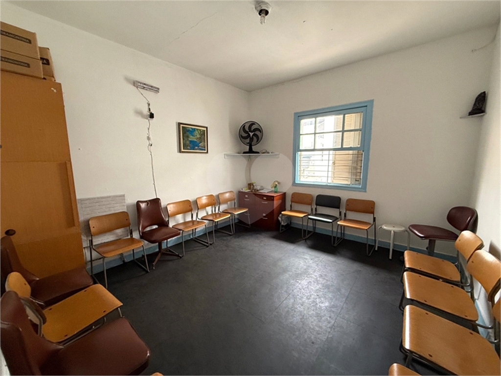 Casa à venda e aluguel, 320m² - Foto 12