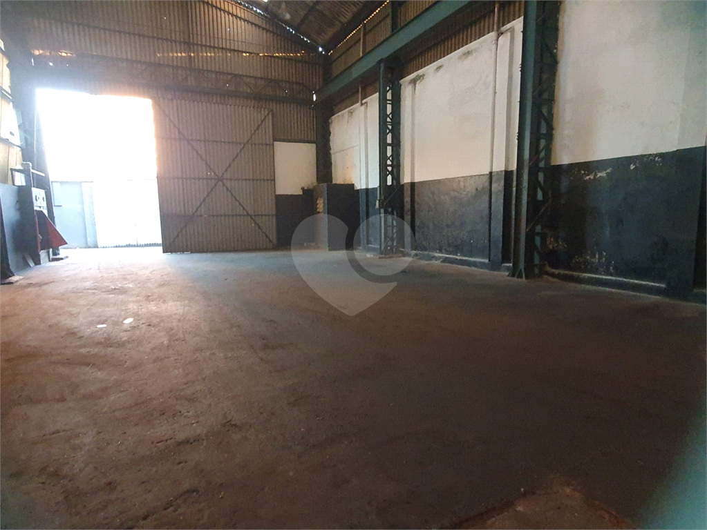 Galpão com 1.747m² para VENDA  e LOCAÇÃO no TATUAPÉ
