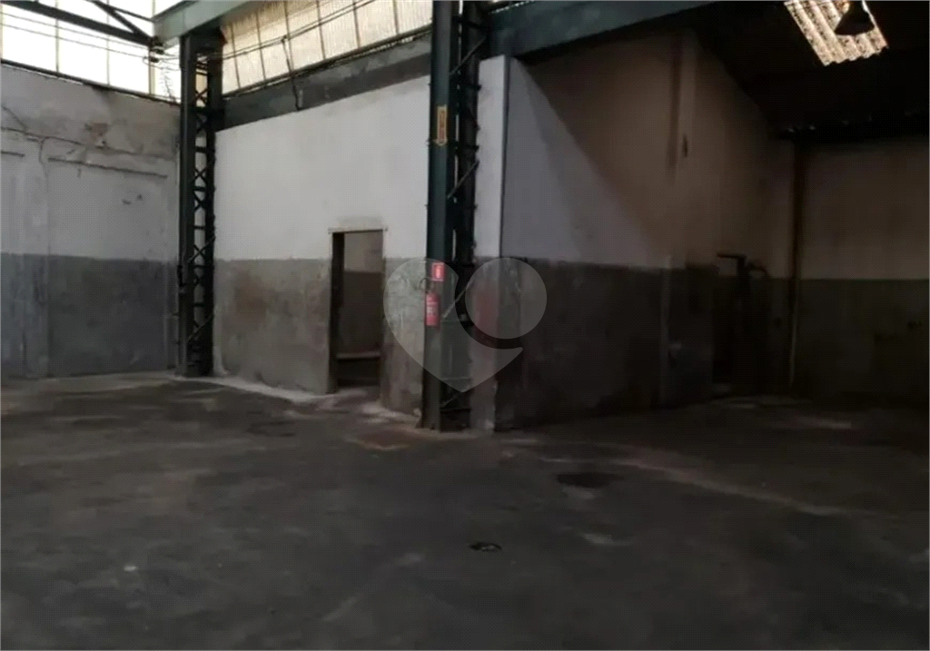 Galpão com 1.747m² para VENDA  e LOCAÇÃO no TATUAPÉ
