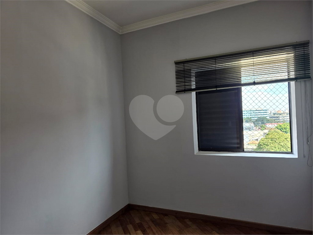 APARTAMENTO em CASA VERDE