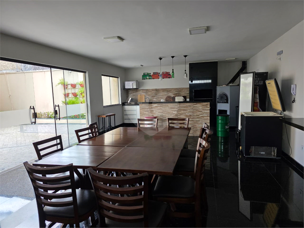 APARTAMENTO em CASA VERDE
