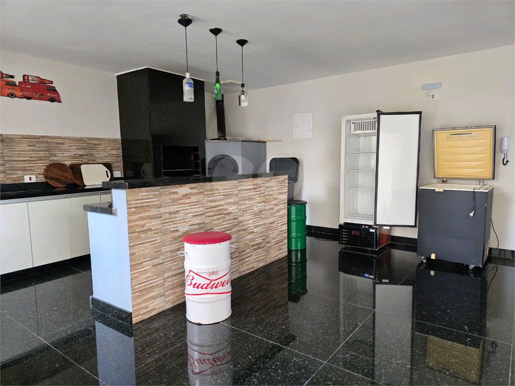 APARTAMENTO em CASA VERDE