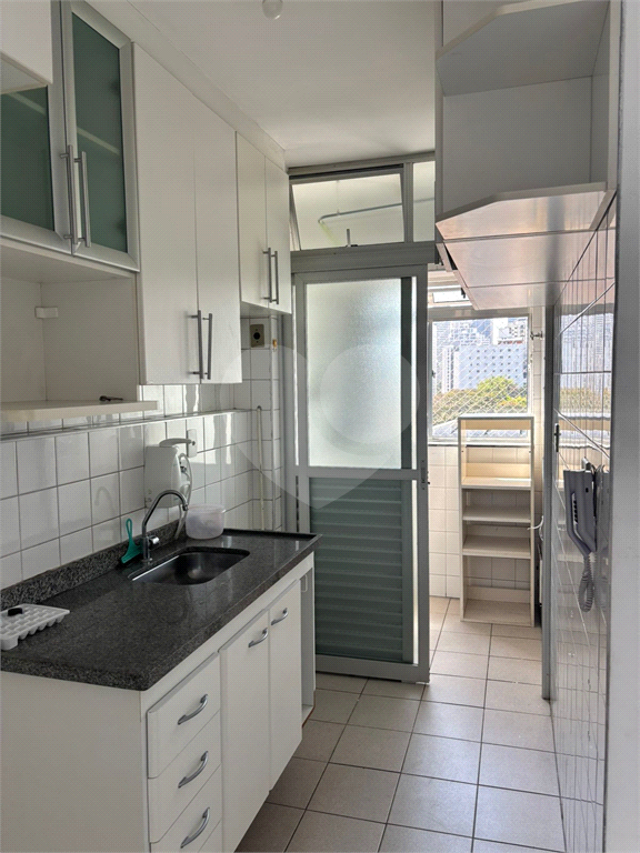 APARTAMENTO 2 QUARTOS PARA ALUGAR EM PINHEIROS ALUGUEL