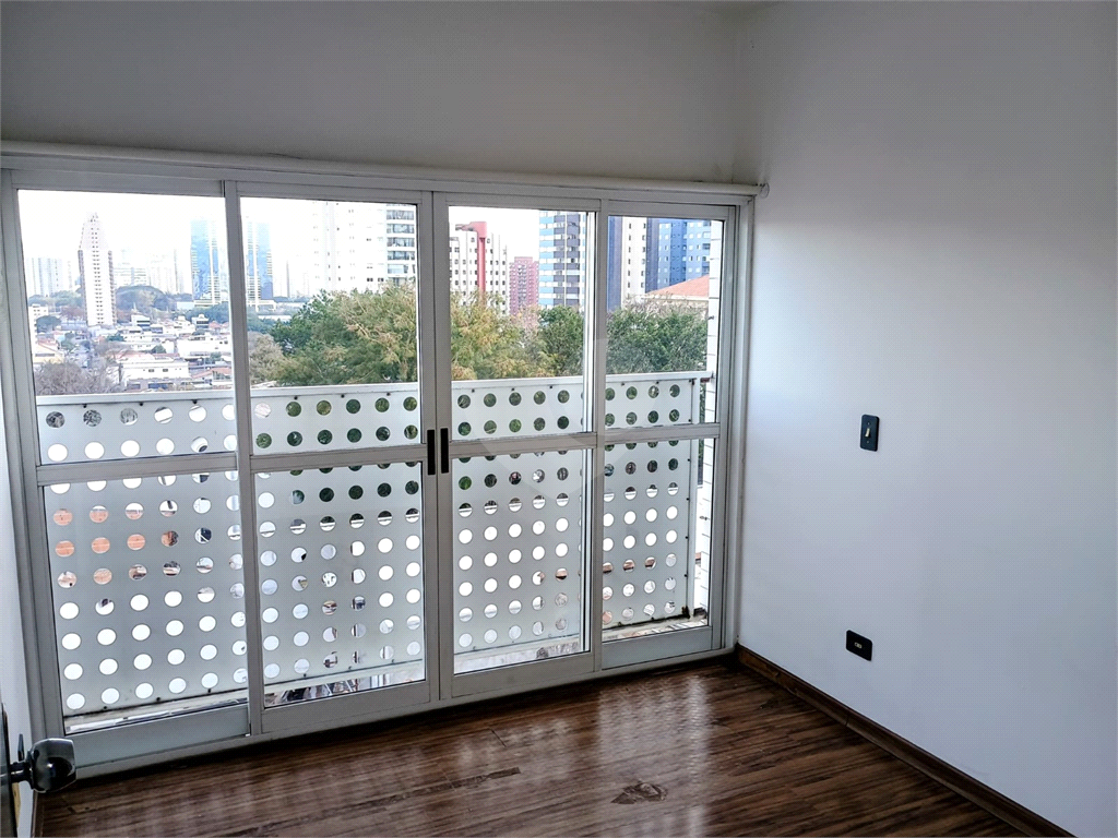 Apartamento na Casa Verde