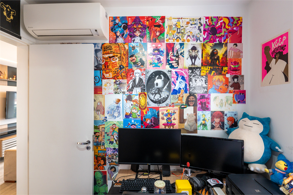 Apartamento a venda na Rua Gaspar Lourenço totalmente reformado - 2 quartos, varanda