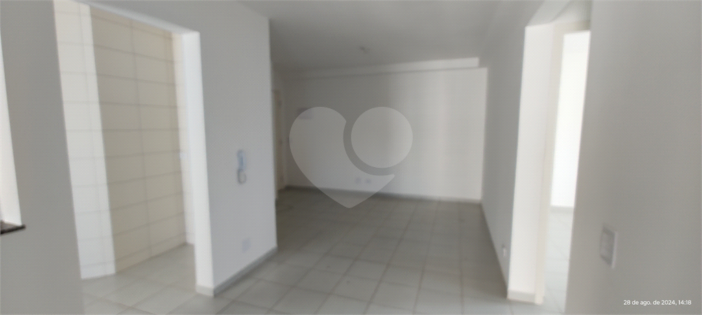 Apartamento para alugar com 2 quartos, 69m² - Foto 8