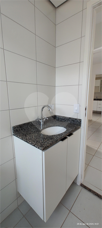 Apartamento para alugar com 2 quartos, 69m² - Foto 33