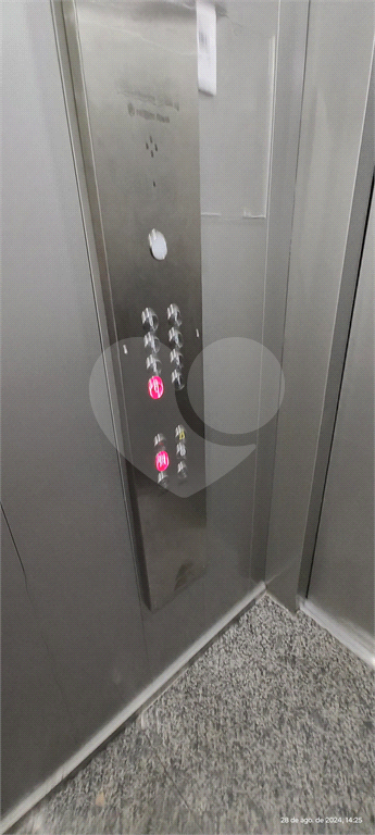 Apartamento para alugar com 2 quartos, 69m² - Foto 59