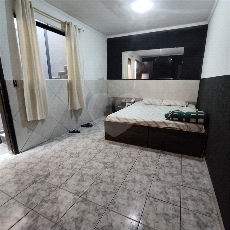 Prédio Comercial com Hotel e Loja à Venda – Região Valorizada da Zona Norte