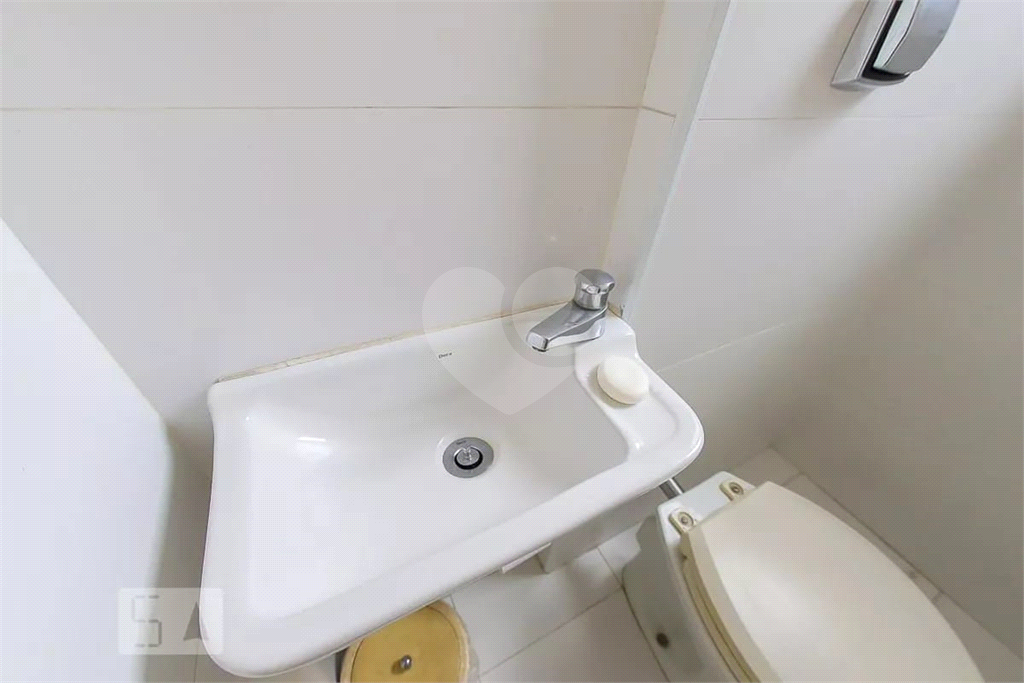 Apartamento 2 Dormitórios. 2 Vagas. Parada Inglesa.