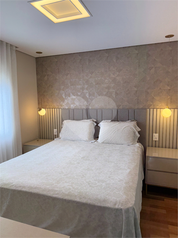 Apartamento mobiliado e reformado em Moema
