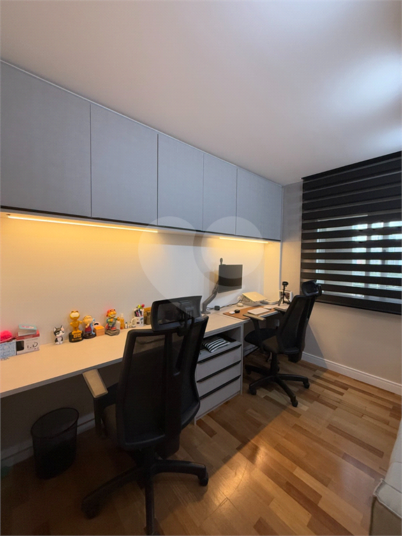 Apartamento mobiliado e reformado em Moema