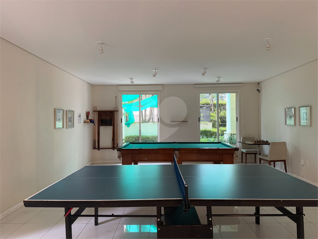 Apartamento mobiliado e reformado em Moema