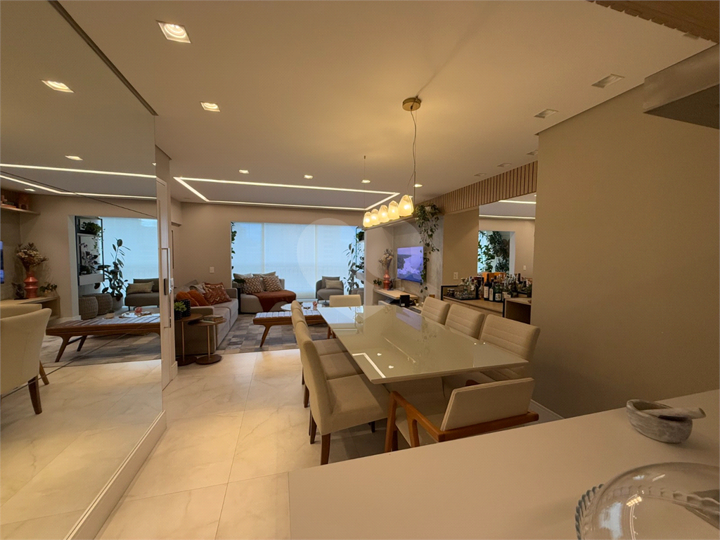Apartamento mobiliado e reformado em Moema