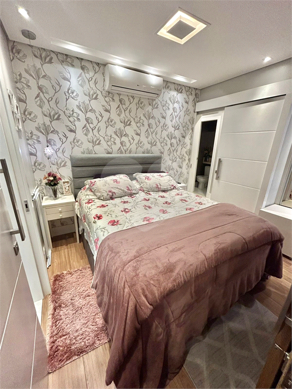 Apartamento varanda gourmet, 100 metros, 3 dormitórios 1 suíte e 2 vagas 