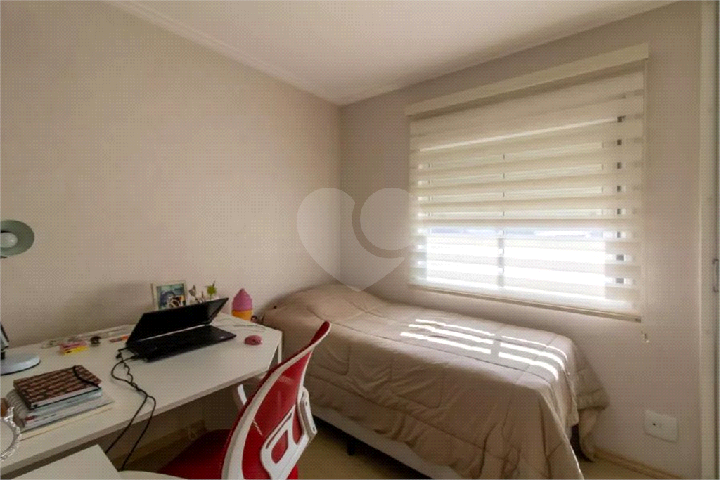 Apartamento à Venda | 137 m² | 4 dormitórios (1 suíte) | 2 vagas na Vila Rosália!
