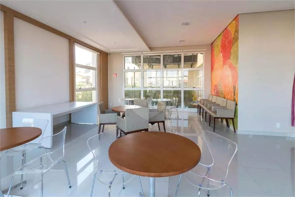 Apartamento à Venda | 137 m² | 4 dormitórios (1 suíte) | 2 vagas na Vila Rosália!