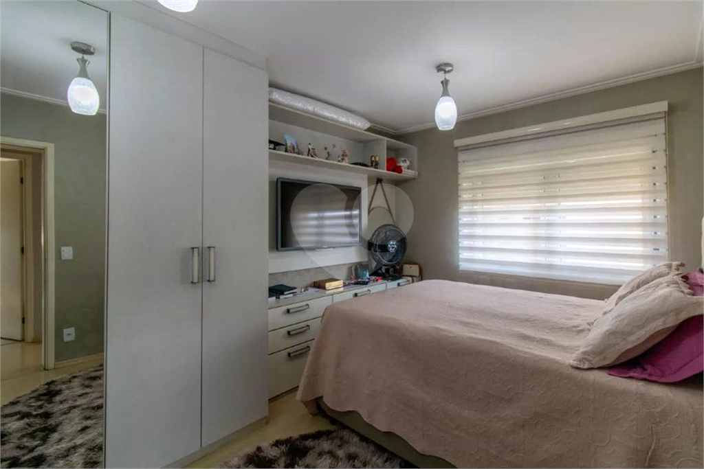 Apartamento à Venda | 137 m² | 4 dormitórios (1 suíte) | 2 vagas na Vila Rosália!