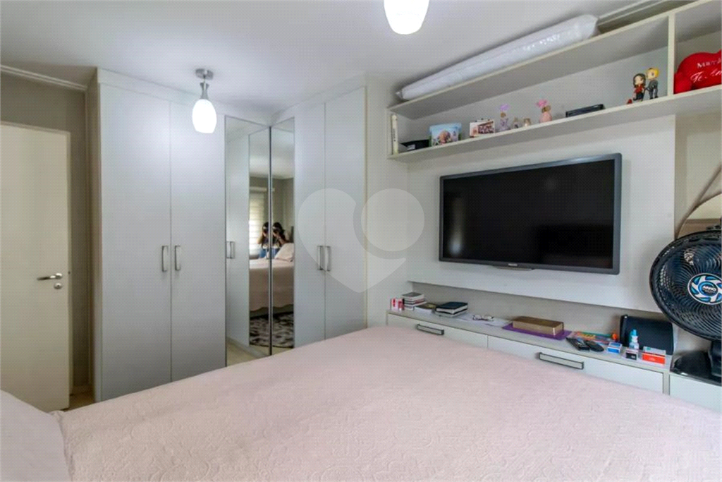 Apartamento à Venda | 137 m² | 4 dormitórios (1 suíte) | 2 vagas na Vila Rosália!