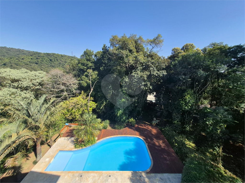 Casa de Condomínio à venda com 3 quartos, 262m² - Foto 30