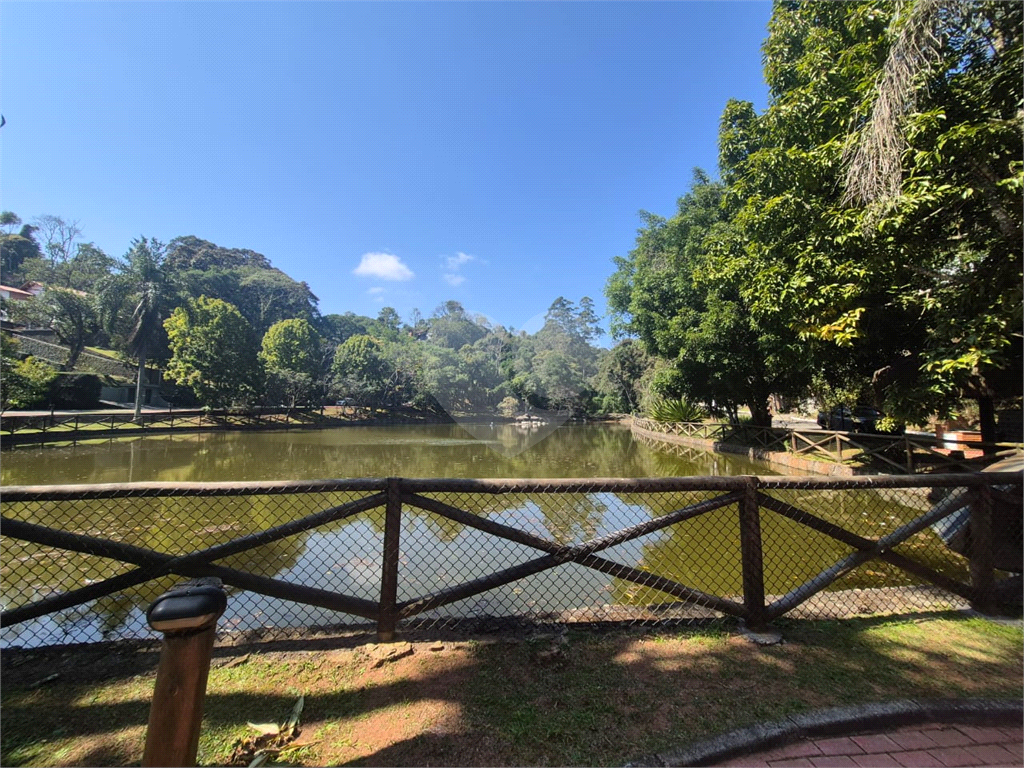 Casa de Condomínio à venda com 3 quartos, 262m² - Foto 26