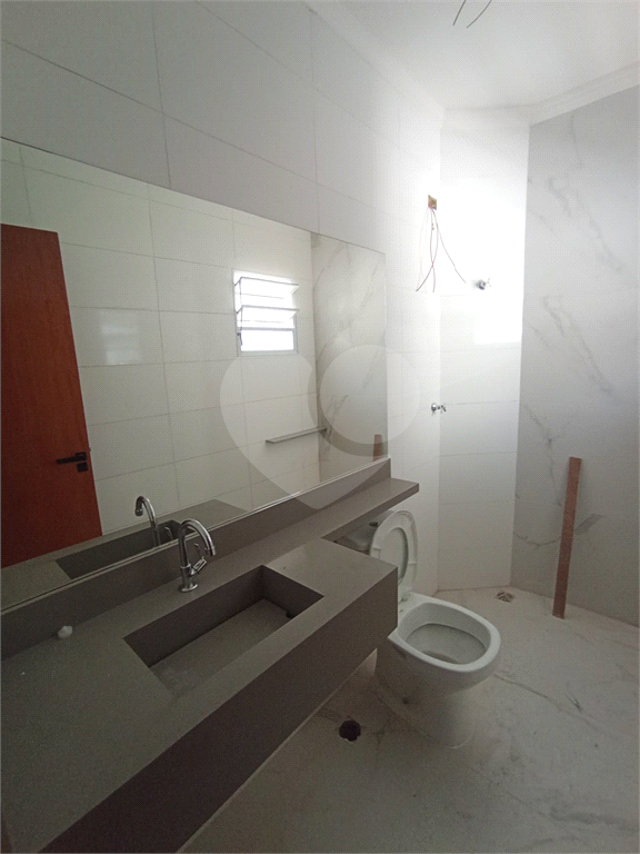 sobrado novo 2 quartos sendo 2 suites no tremembe