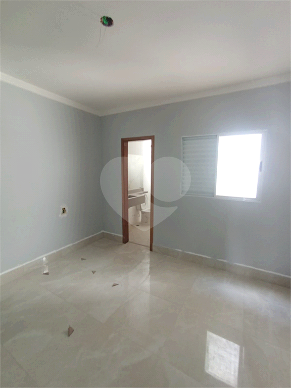 sobrado novo 2 quartos sendo 2 suites no tremembe