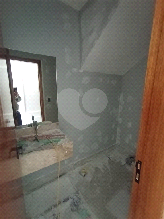 sobrado novo 2 quartos sendo 2 suites no tremembe