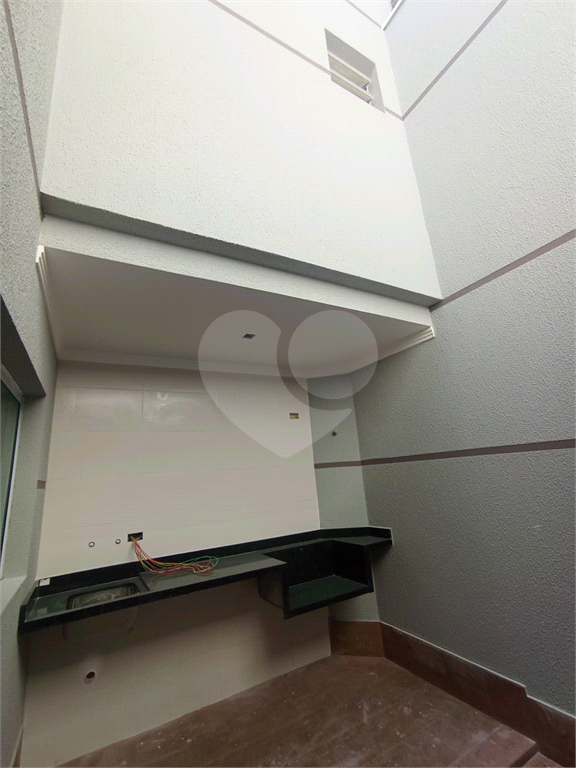 sobrado novo 2 quartos sendo 2 suites no tremembe