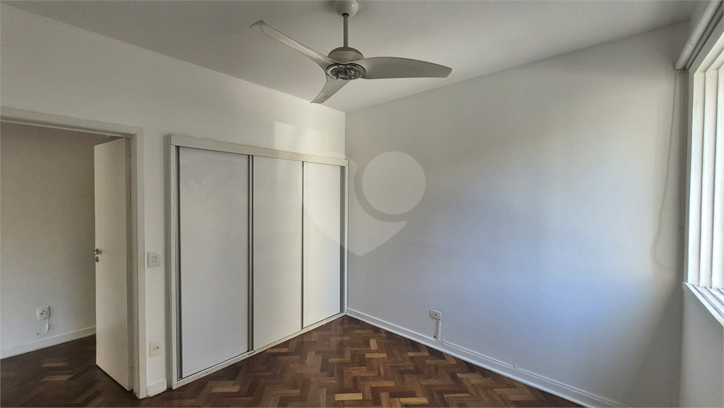 Apartamento em Moema Pássaros - reformado - com 2 quartos sendo 1 suíte - 1 vaga