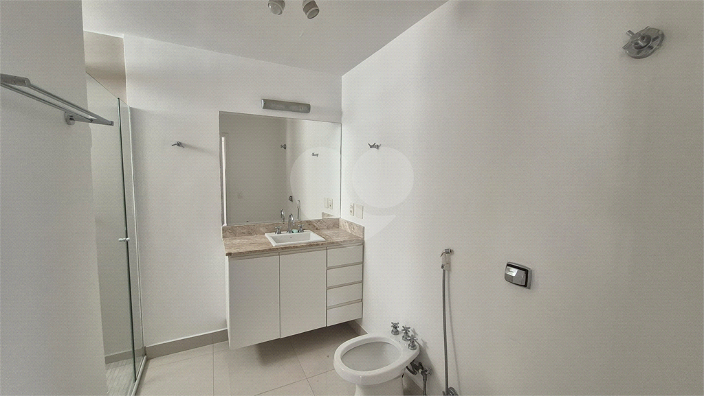 Apartamento em Moema Pássaros - reformado - com 2 quartos sendo 1 suíte - 1 vaga