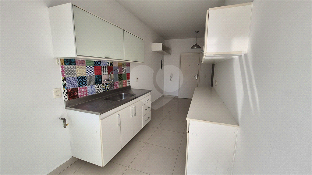 Apartamento em Moema Pássaros - reformado - com 2 quartos sendo 1 suíte - 1 vaga