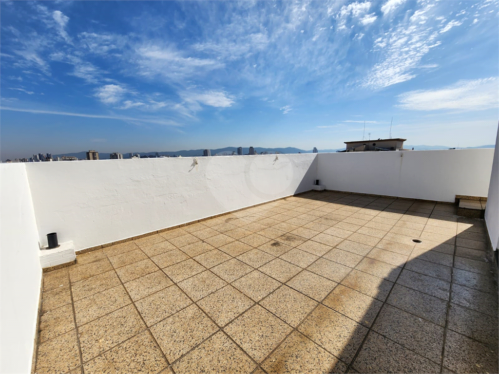Cobertura Exclusiva à Venda – 146m² totalmente reformada!