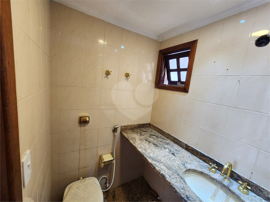 Cobertura Exclusiva à Venda – 146m² totalmente reformada!