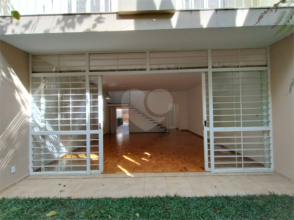 Casa locação Comercial Campo Belo 200m² ao lado do metro Campo Belo