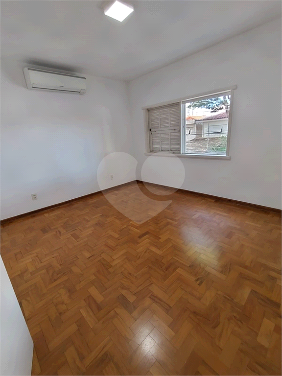 Casa locação Comercial Campo Belo 200m² ao lado do metro Campo Belo