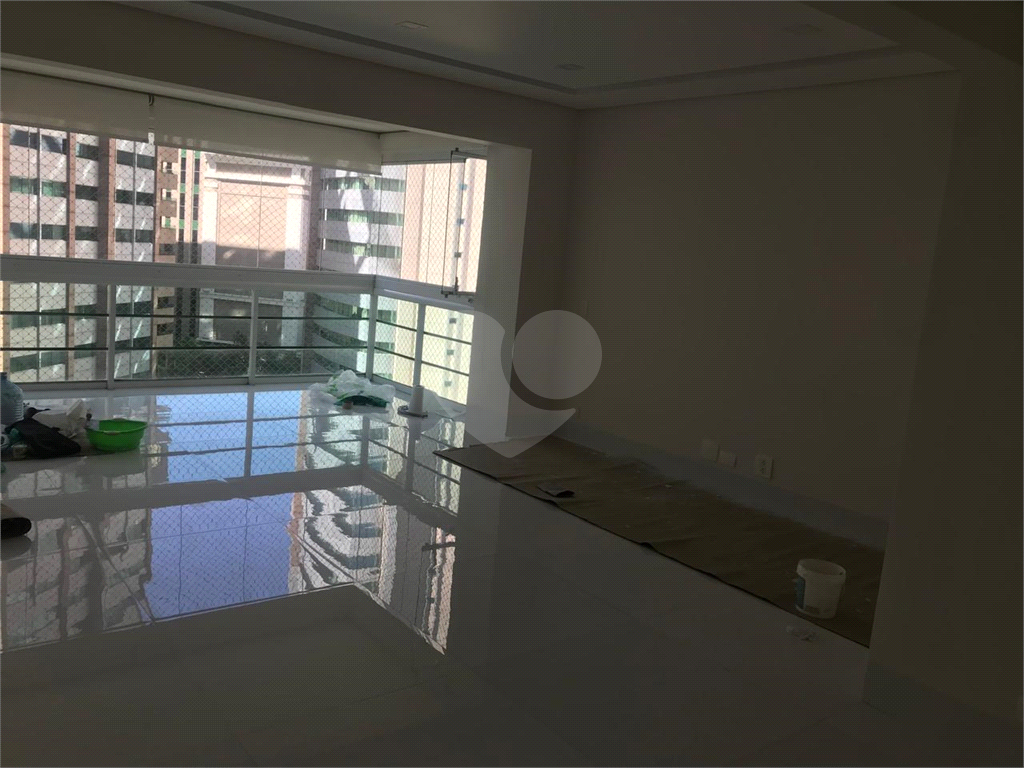 APARTAMENTO em VILA OLÍMPIA