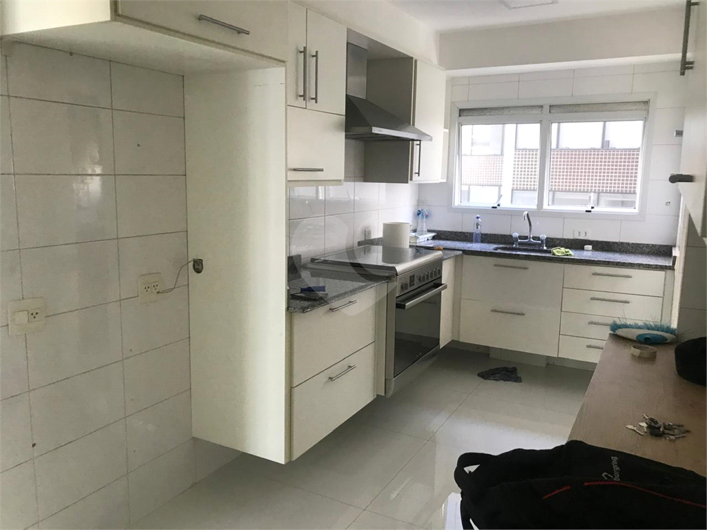 APARTAMENTO em VILA OLÍMPIA