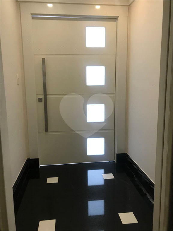 APARTAMENTO em VILA OLÍMPIA