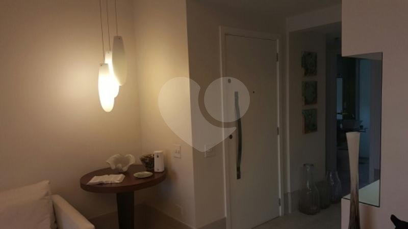 APARTAMENTO em VILA ALZIRA