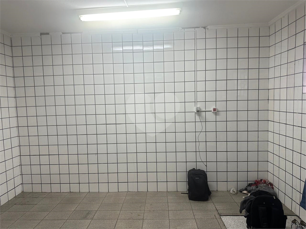 Galpão com Escritório – Próx. Expo Center Norte / Marginal Tietê / Vl Guilherme – Carandiru – São Paulo/SP - Área total: 750 m² - Área útil: 662 m²