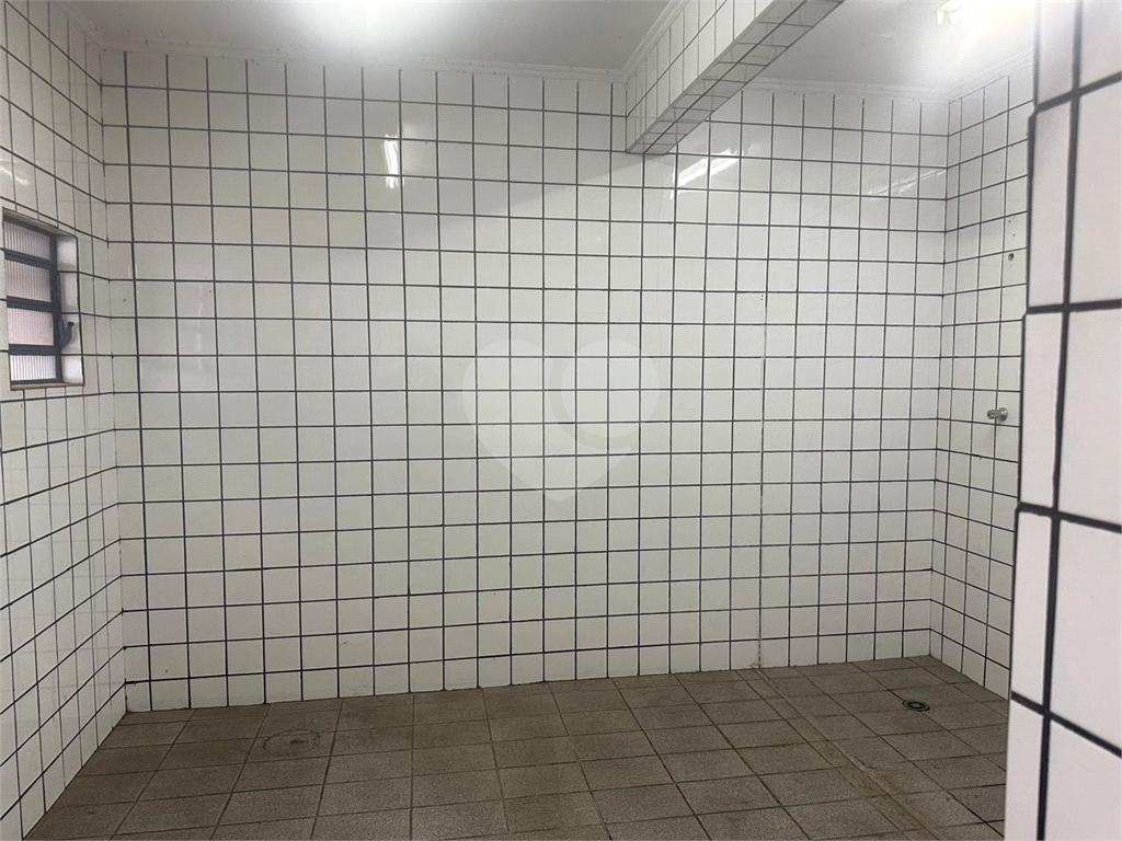 Galpão com Escritório – Próx. Expo Center Norte / Marginal Tietê / Vl Guilherme – Carandiru – São Paulo/SP - Área total: 750 m² - Área útil: 662 m²