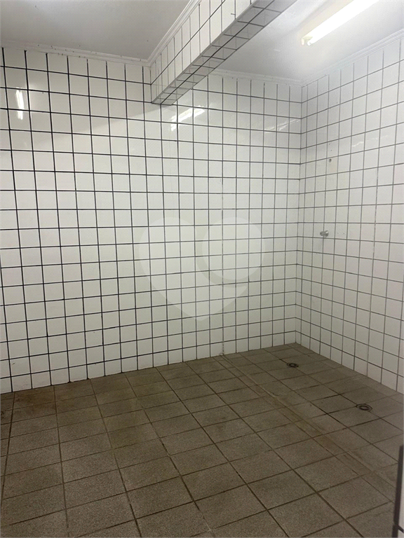 Galpão com Escritório – Próx. Expo Center Norte / Marginal Tietê / Vl Guilherme – Carandiru – São Paulo/SP - Área total: 750 m² - Área útil: 662 m²