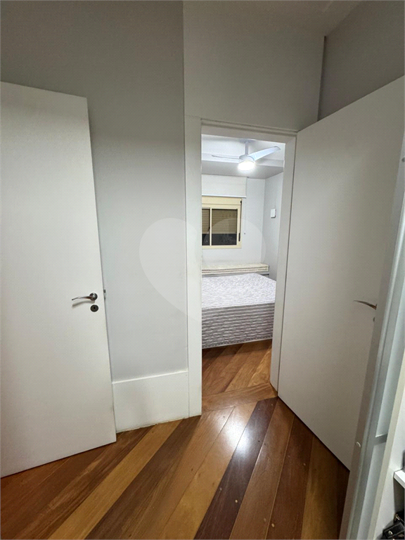 Apartamento com 4 quartos em Santana