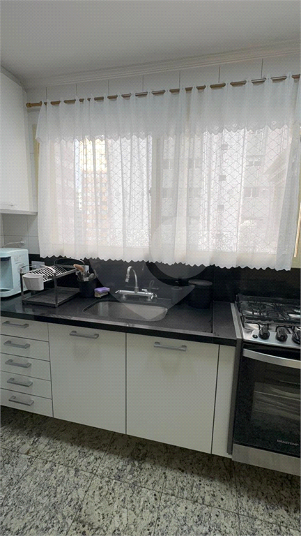 Apartamento com 4 quartos em Santana