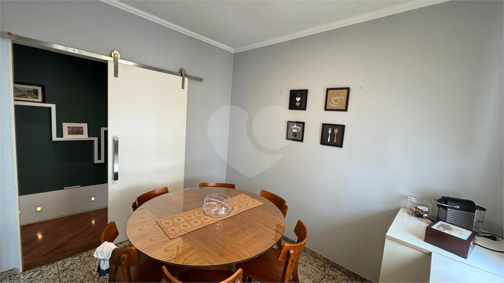 Apartamento com 4 quartos em Santana