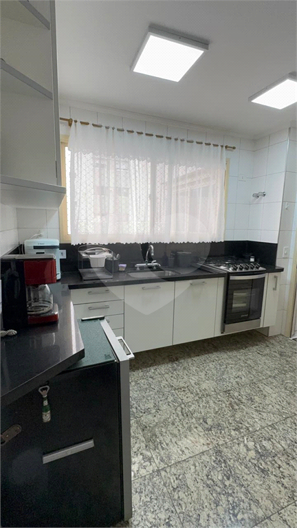 Apartamento com 4 quartos em Santana