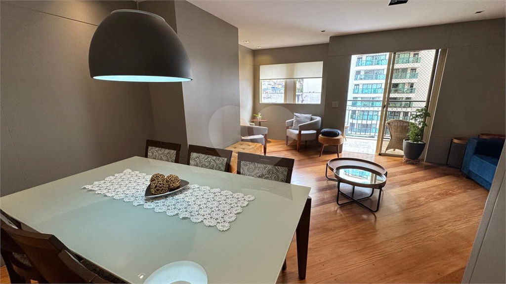 Apartamento com 4 quartos em Santana