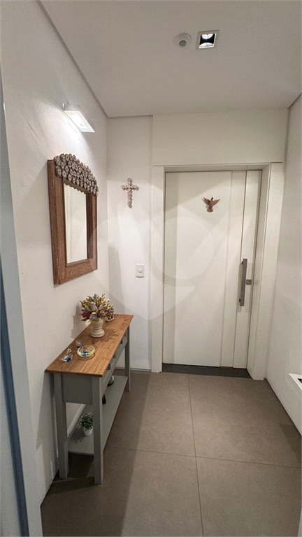 Apartamento com 4 quartos em Santana